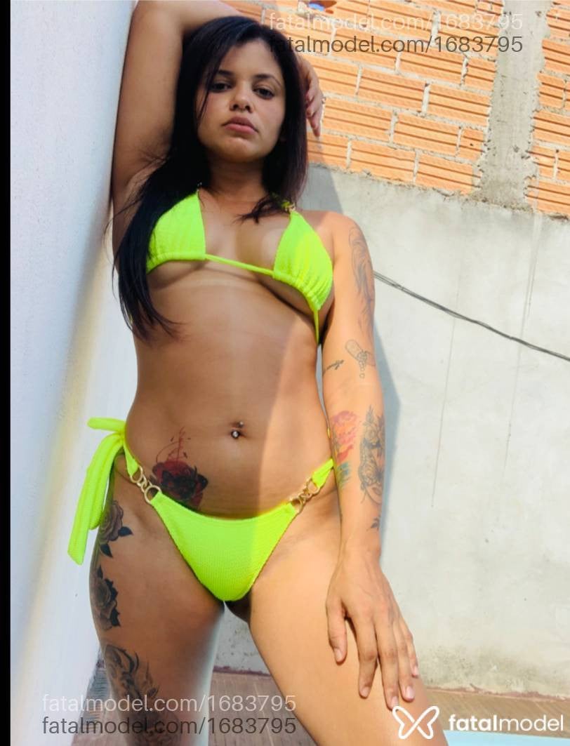 Acompanhante mulher morena (o) de olhos pretos em Primavera do Leste - Polly