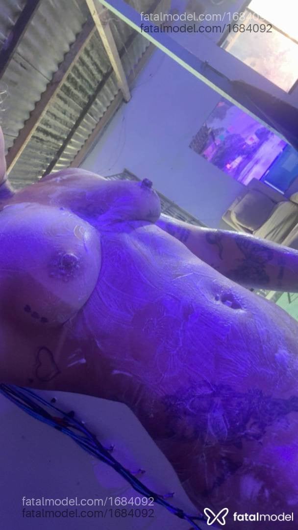 Acompanhante mulher loira (o) de olhos mel em Maceió - Clara Soares