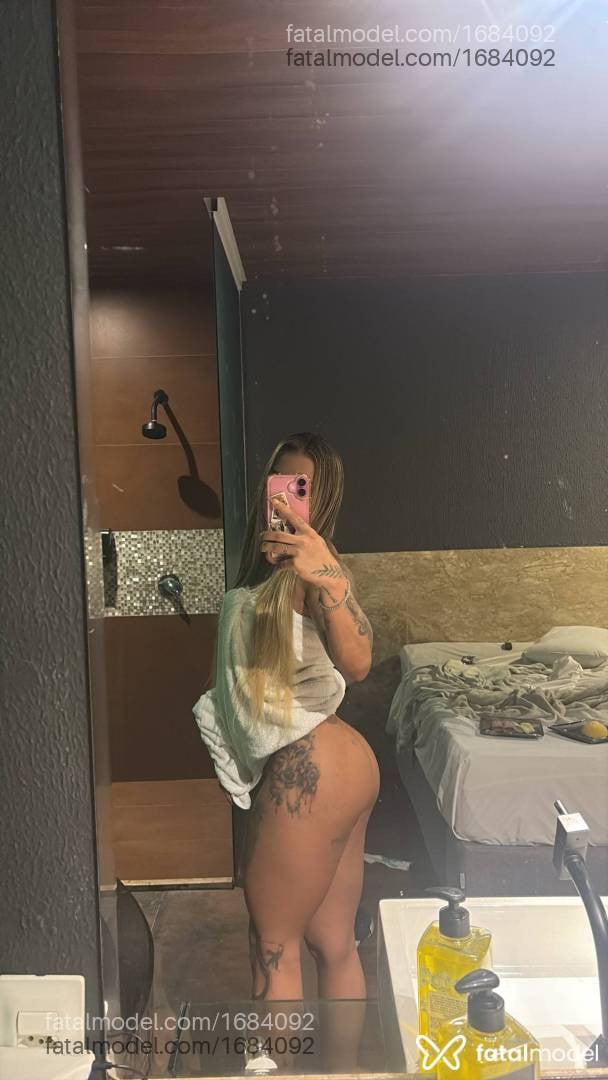 Acompanhante mulher loira (o) de olhos mel - Clara Soares