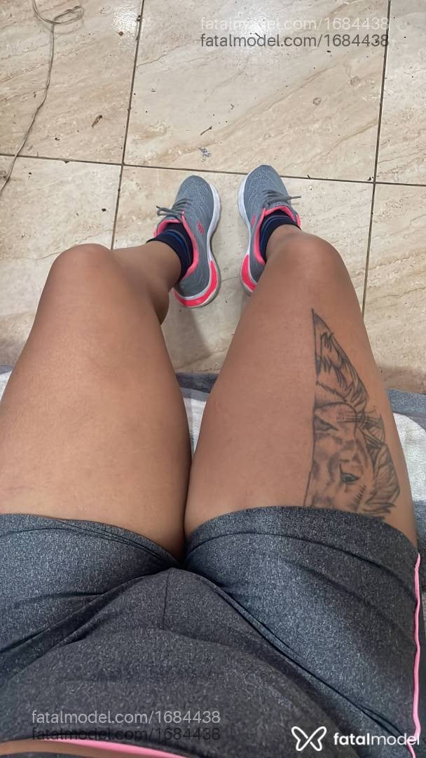 Acompanhante mulher trans morena (o) de olhos castanhos - Karol