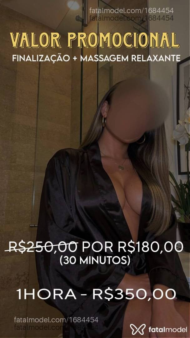 Acompanhante mulher com cabelo castanho de olhos castanhos em Novo Hamburgo - Mikaelly