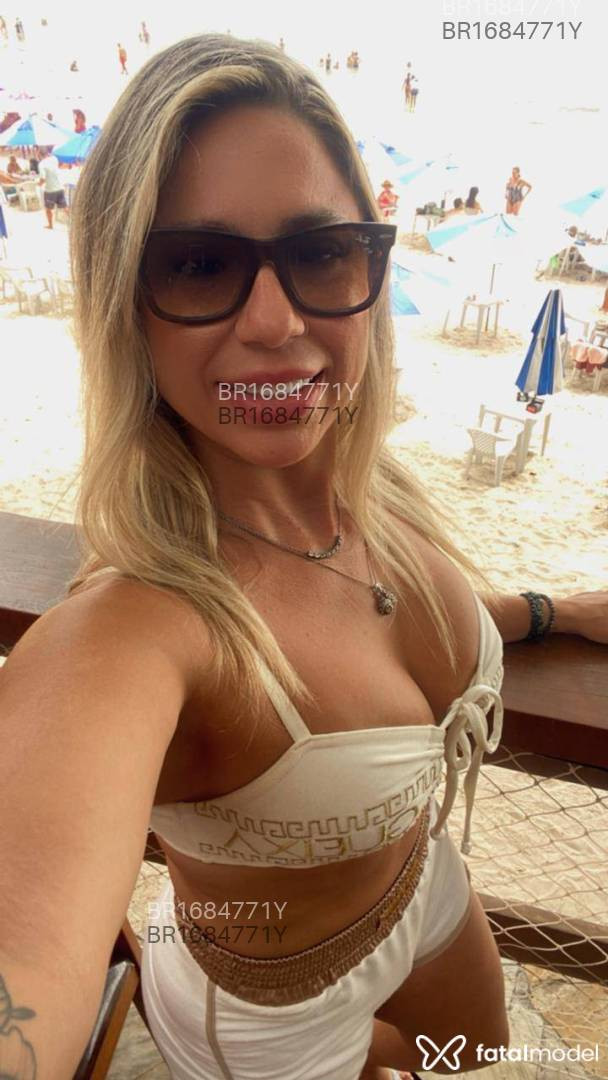 Acompanhante mulher loira (o) de olhos castanhos em Rio de Janeiro - Abigail Lisboa