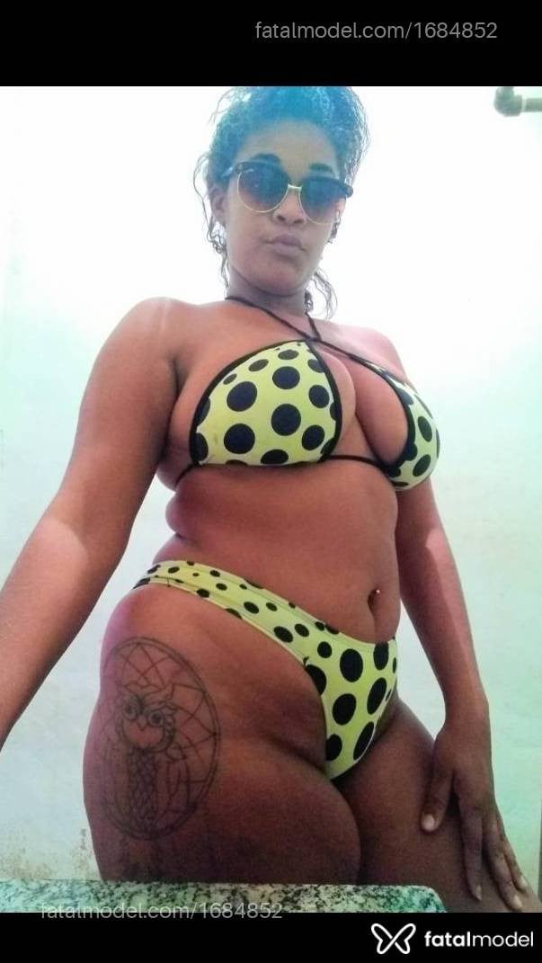 Acompanhante mulher com cabelo castanho de olhos castanhos em Linhares - Raquel