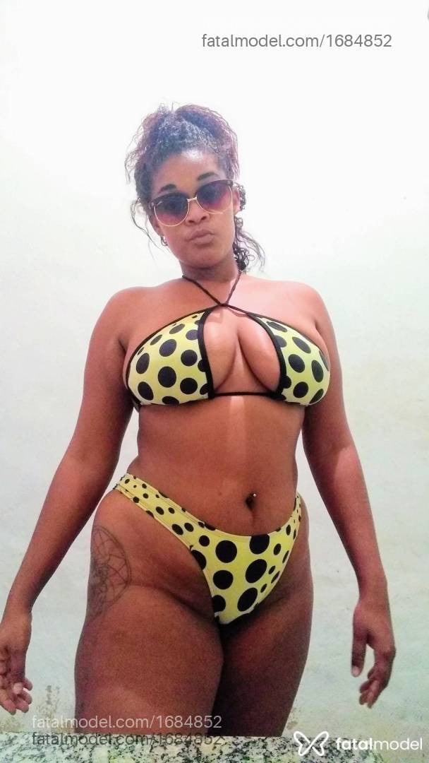Acompanhante mulher com cabelo castanho de olhos castanhos - Raquel