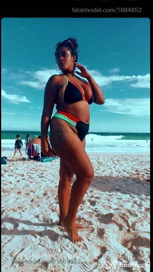 Acompanhante mulher com cabelo castanho de olhos castanhos em Linhares - Raquel