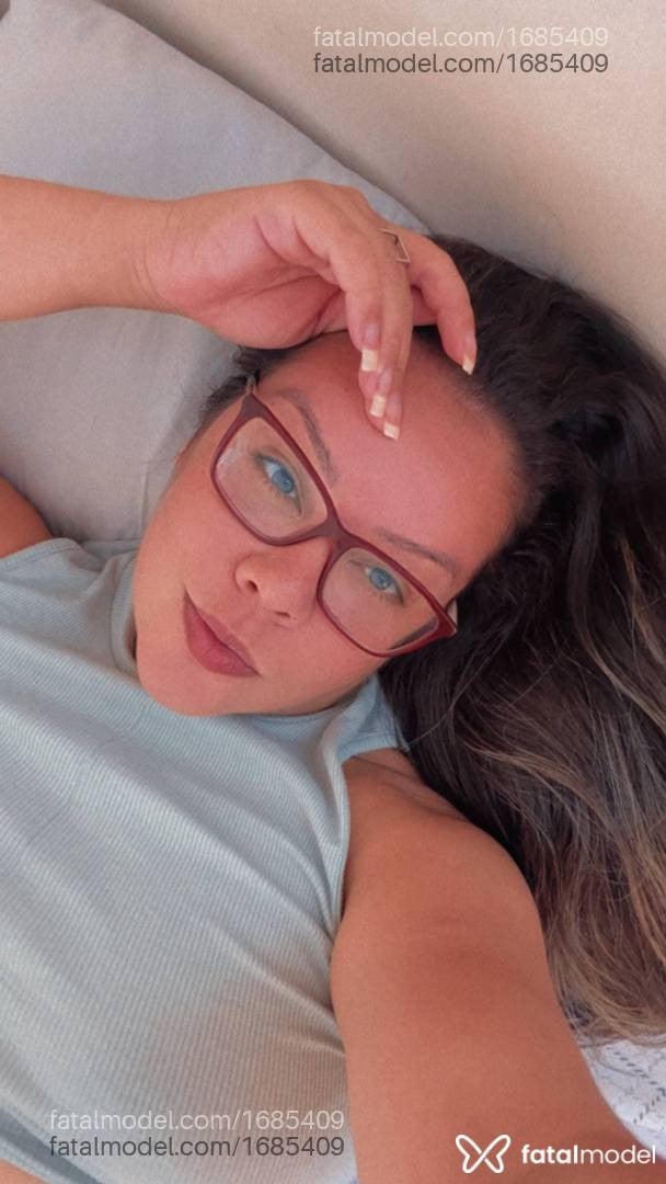 Acompanhante mulher loira (o) de olhos pretos em Leme - Pérola