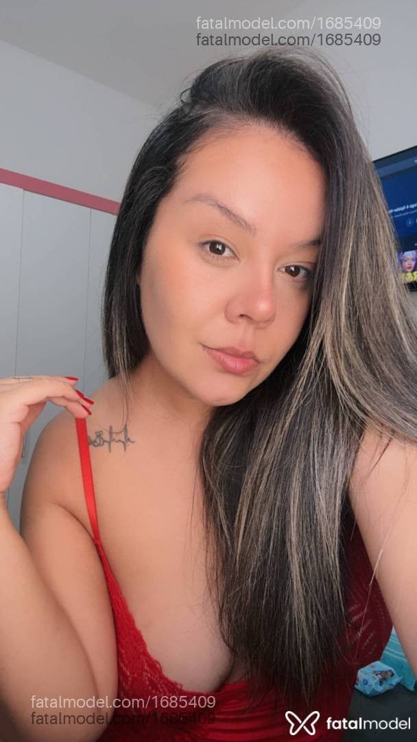 Acompanhante mulher loira (o) de olhos pretos em Leme - Pérola