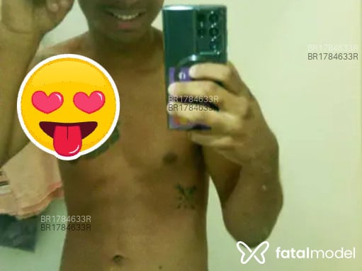 Acompanhante homem morena (o) de olhos castanhos em Botucatu Acompanhante homem morena (o) de olhos castanhos em Botucatu - Alex