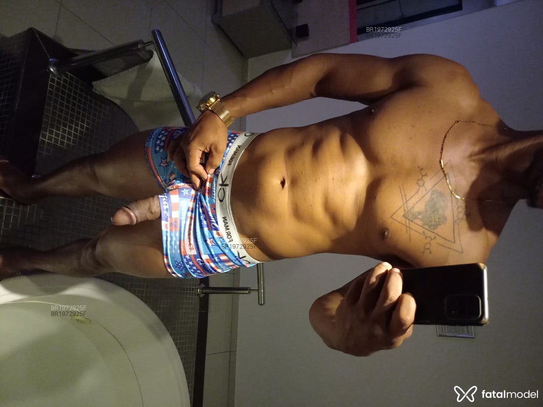 Acompanhante homem morena (o) de olhos castanhos em Petrolina Acompanhante homem morena (o) de olhos castanhos em Petrolina - Marcus Strela