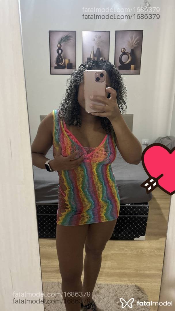 Acompanhante mulher com cabelo castanho de olhos castanhos - Manu marques