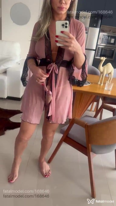 Acompanhante travesti com cabelo castanho de olhos castanhos em Passo Fundo - Agata Prado