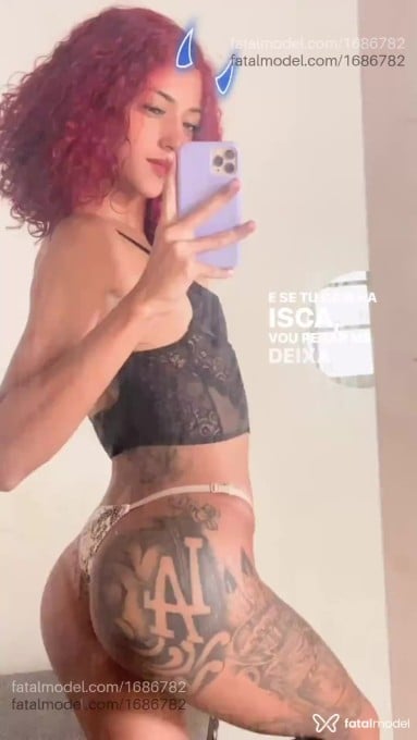 Acompanhante mulher ruiva (o) de olhos castanhos em Uberaba - Ariel