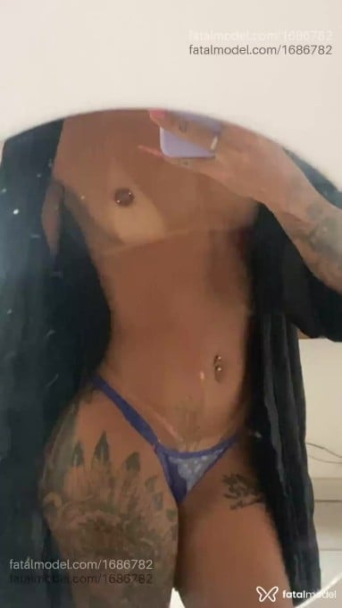 Acompanhante mulher ruiva (o) de olhos castanhos em Uberaba Acompanhante mulher ruiva (o) de olhos castanhos em Uberaba - Ariel
