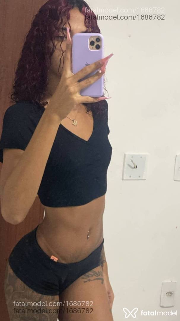 Acompanhante mulher ruiva (o) de olhos castanhos em Uberaba - Ariel