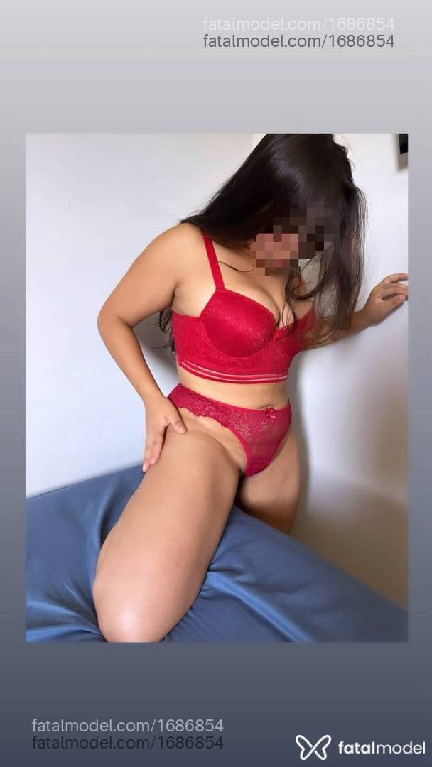 Acompanhante mulher morena (o) de olhos castanhos - Kiara Vasconcellos