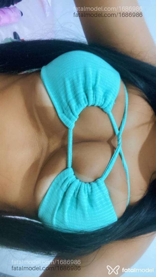Acompanhante mulher morena (o) de olhos castanhos - Larissa Duarte Acompanhante mulher morena (o) de olhos castanhos - Larissa Duarte