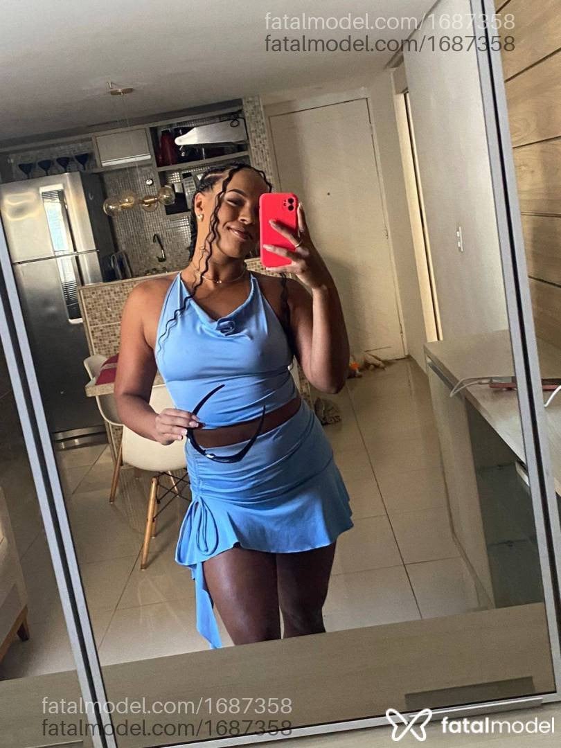 Acompanhante mulher morena (o) de olhos castanhos em Caruaru - Thaís melo
