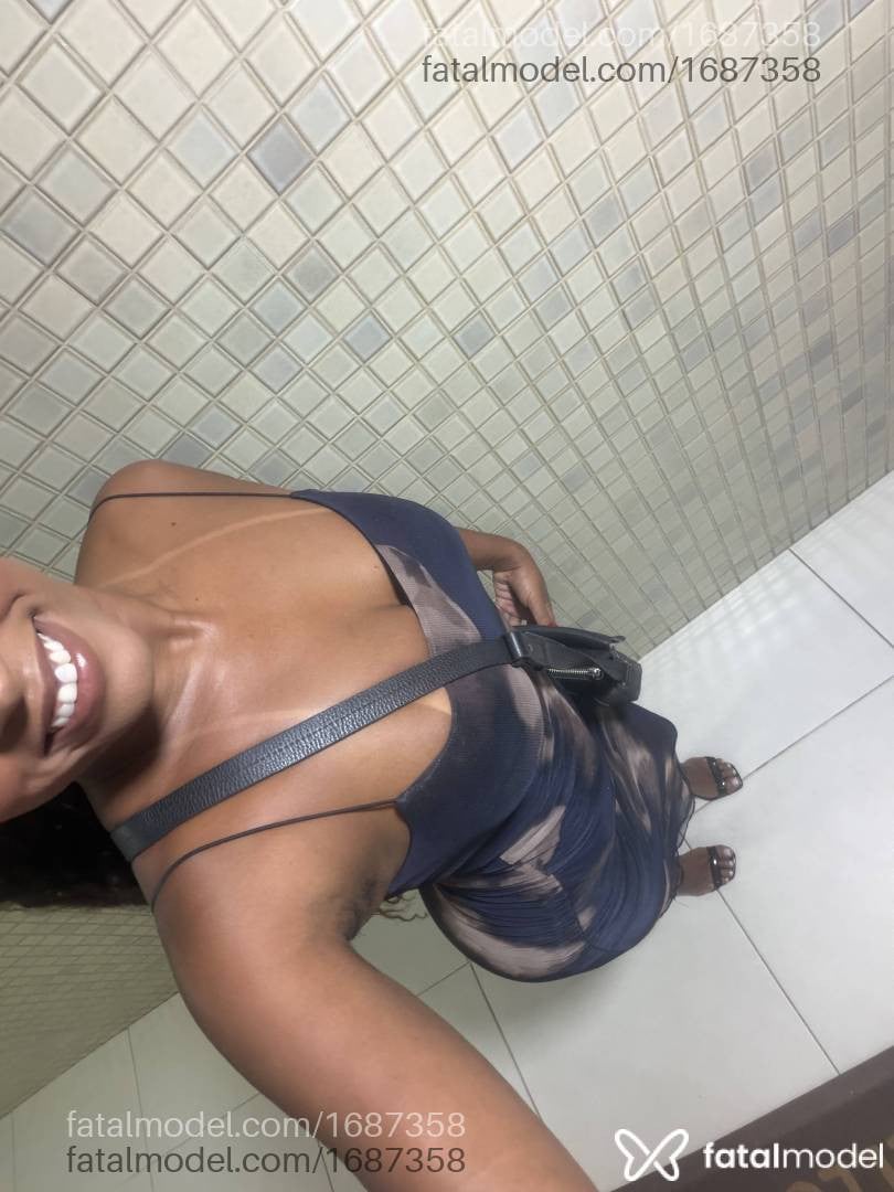 Acompanhante mulher morena (o) de olhos castanhos - Thaís melo