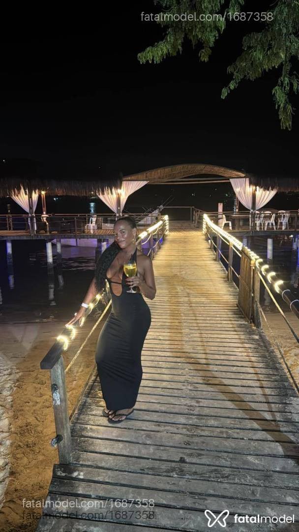 Acompanhante mulher morena (o) de olhos castanhos em Caruaru - Thaís melo