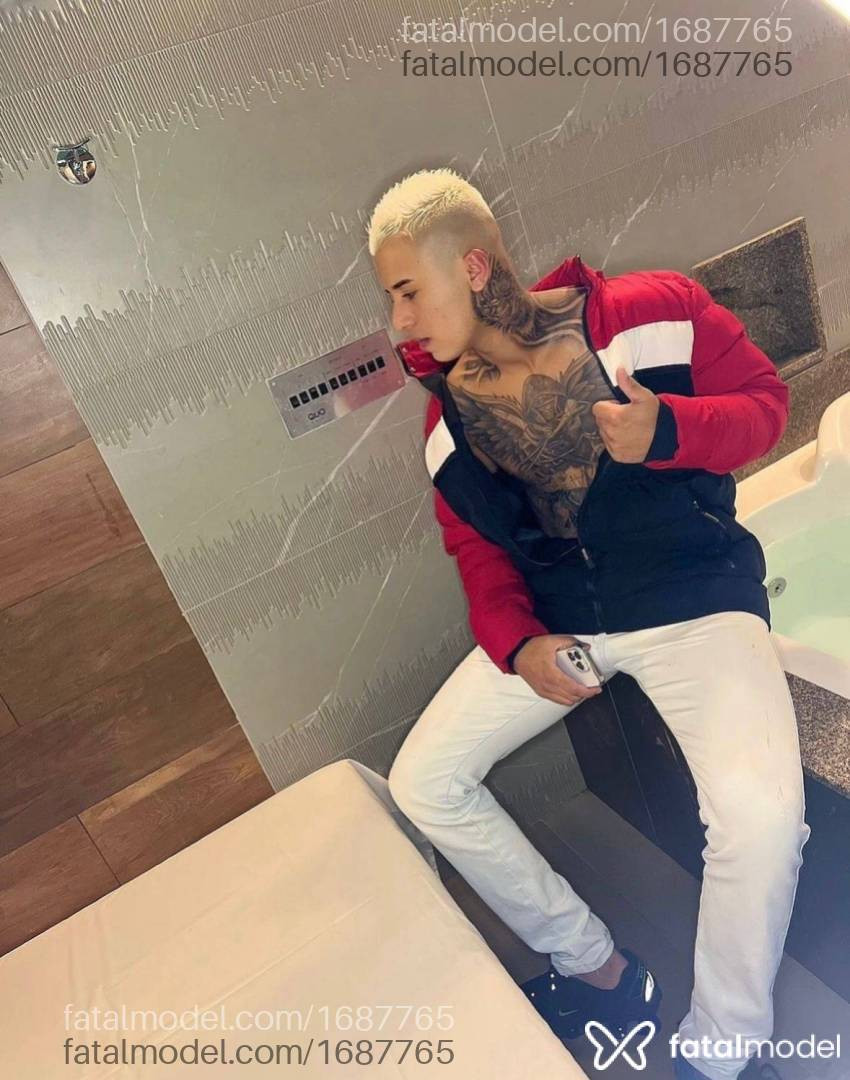Acompanhante homem morena (o) de olhos castanhos em São Paulo - Lucas Spacer