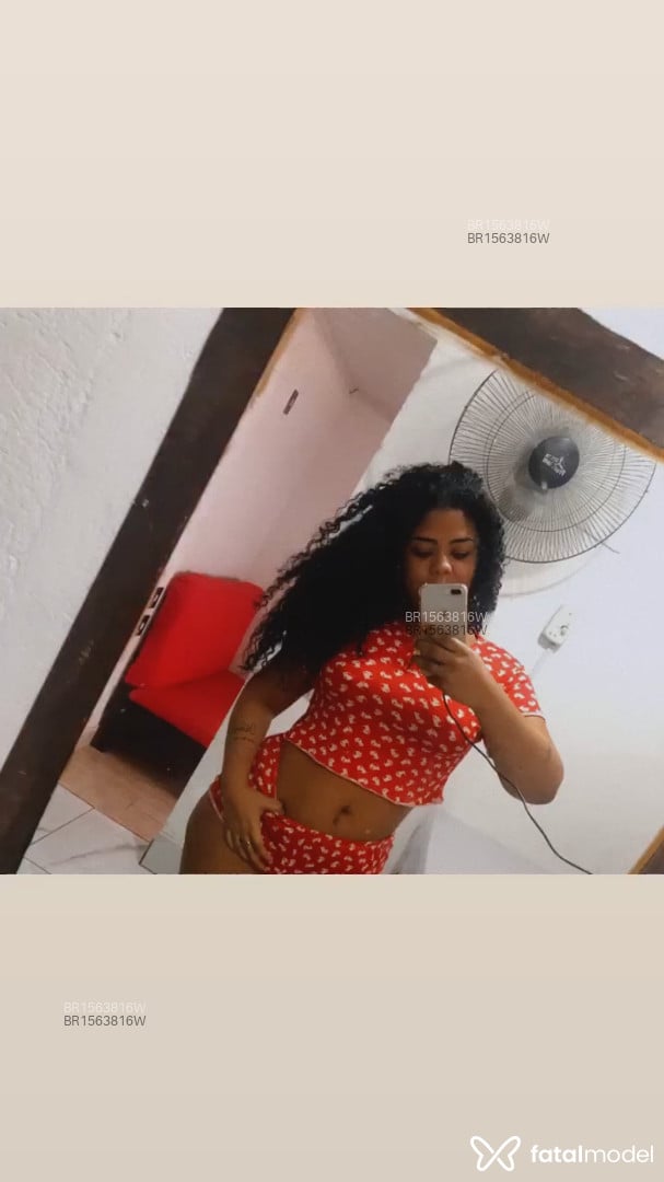 Acompanhante mulher morena (o) de olhos castanhos em Macaé - Maysa