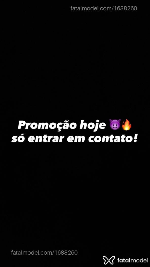 Acompanhante mulher loira (o) de olhos castanhos - Lorena