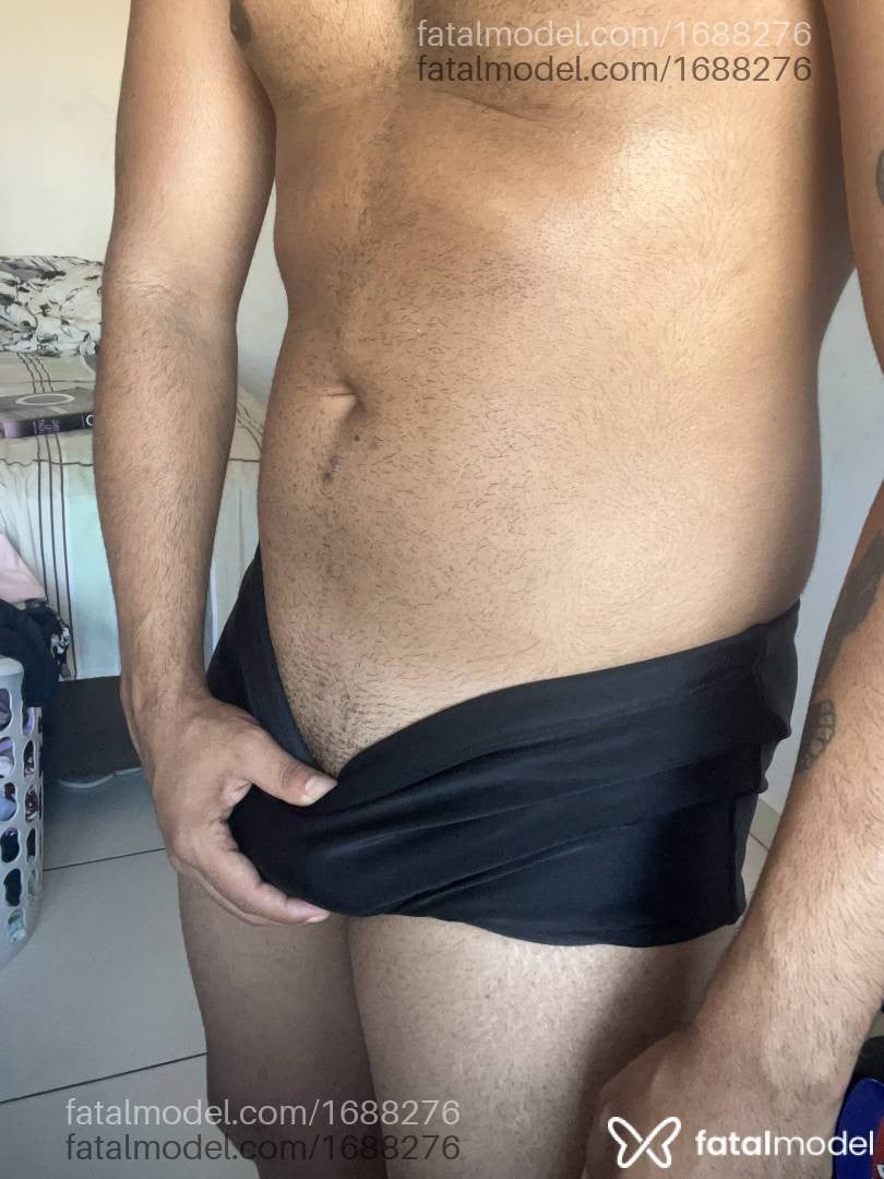 Acompanhante homem morena (o) de olhos pretos - Rick Barcellar