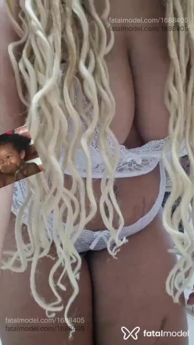 Acompanhante mulher ruiva (o) de olhos castanhos em Goiânia - Sara Baillet