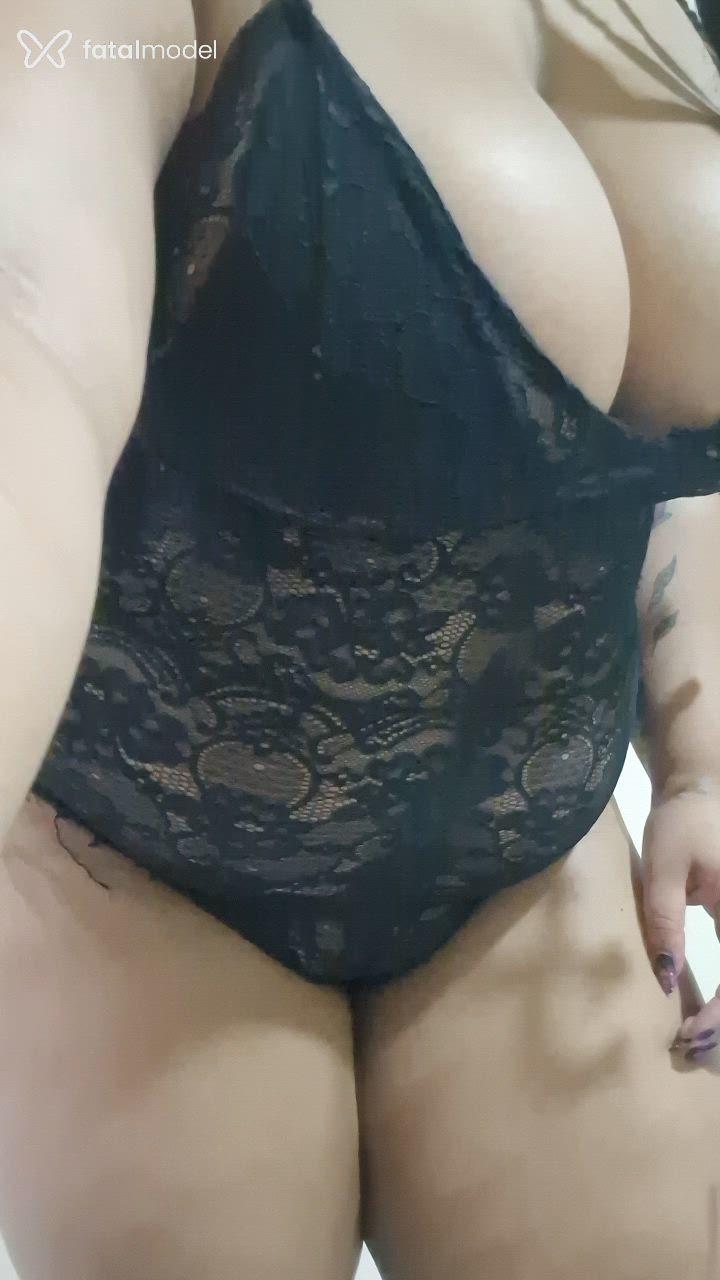 Acompanhante mulher ruiva (o) de olhos castanhos em Goiânia Acompanhante mulher ruiva (o) de olhos castanhos em Goiânia - Sara Baillet