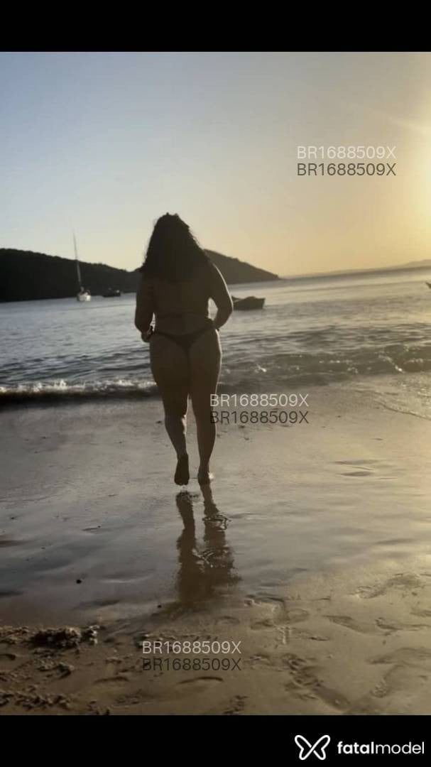 Acompanhante mulher morena (o) de olhos castanhos em São Paulo Acompanhante mulher morena (o) de olhos castanhos em São Paulo - Alessandra Mattos