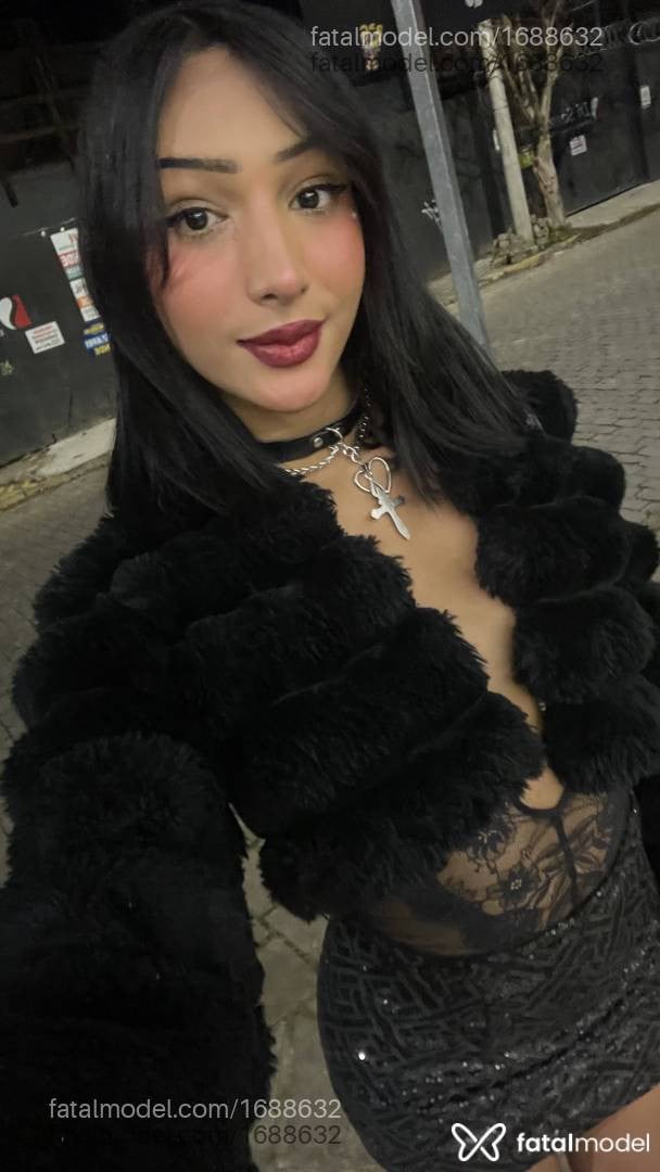 Acompanhante mulher trans loira (o) de olhos castanhos em Caxias do Sul - Laíze