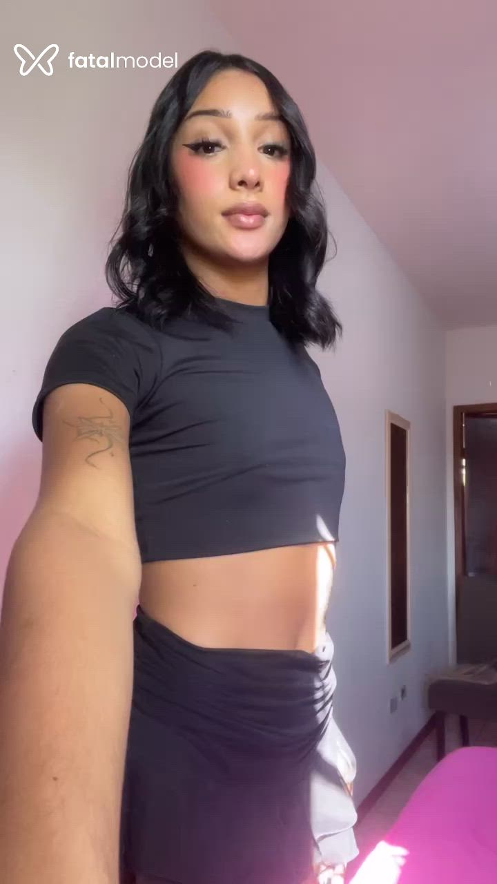 Acompanhante mulher trans loira (o) de olhos castanhos - Laíze