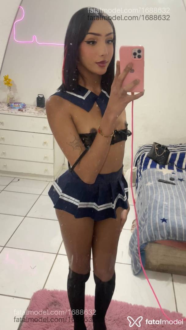 Acompanhante mulher trans loira (o) de olhos castanhos em Santa Maria - Laíze