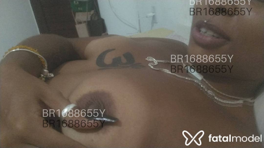 Acompanhante mulher com cabelo castanho de olhos castanhos em Olinda Acompanhante mulher com cabelo castanho de olhos castanhos em Olinda - Alexia