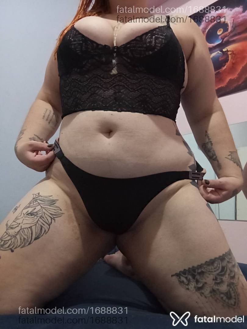 Acompanhante mulher ruiva (o) de olhos castanhos em Gravataí - Bruni santos
