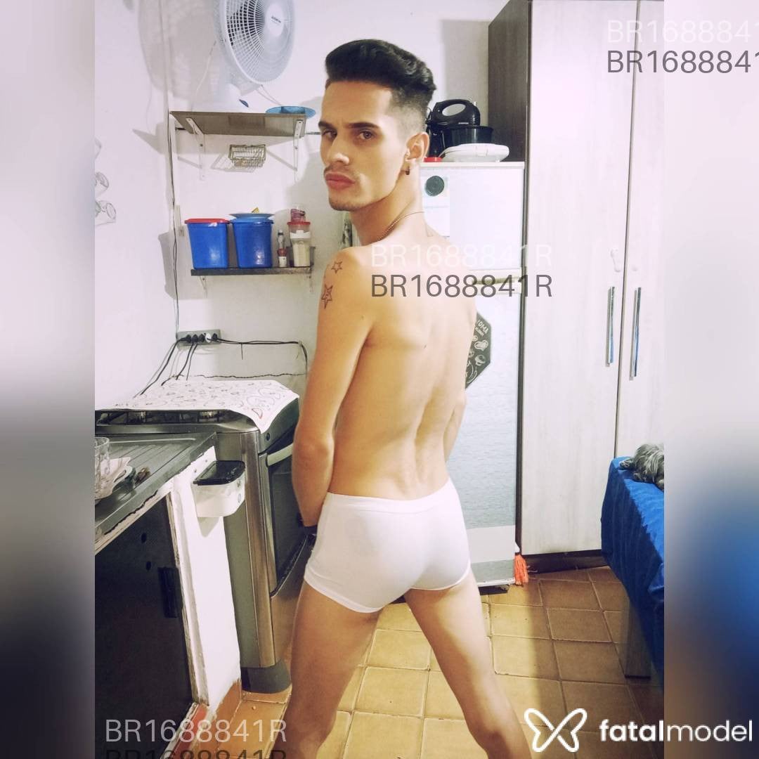 Acompanhante homem com cabelo castanho de olhos castanhos em São Paulo - Daniel Prinnce