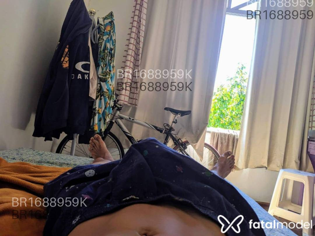 Acompanhante homem com cabelo castanho de olhos castanhos em Florianópolis - Michel campos