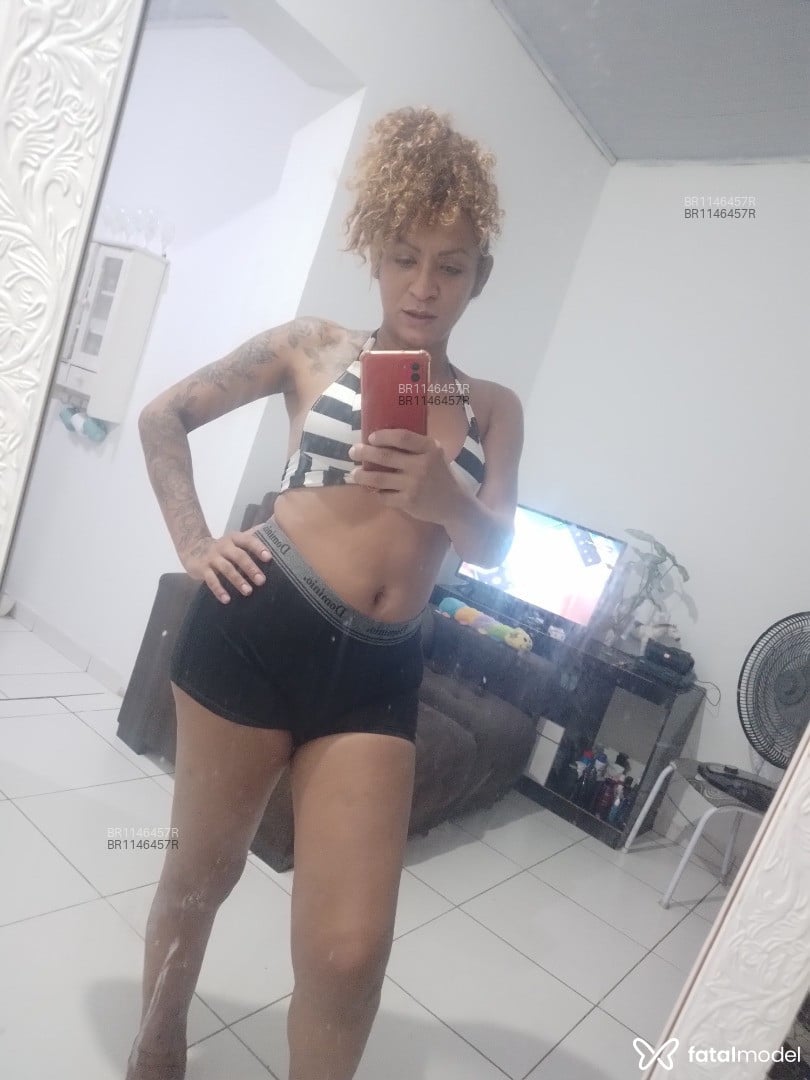 Acompanhante mulher trans loira (o) de olhos mel em São Paulo - Laura Ribeiro