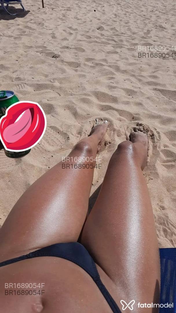Acompanhante mulher trans com cabelo castanho de olhos castanhos em Governador Valadares Acompanhante mulher trans com cabelo castanho de olhos castanhos em Governador Valadares - Amanda Amorim