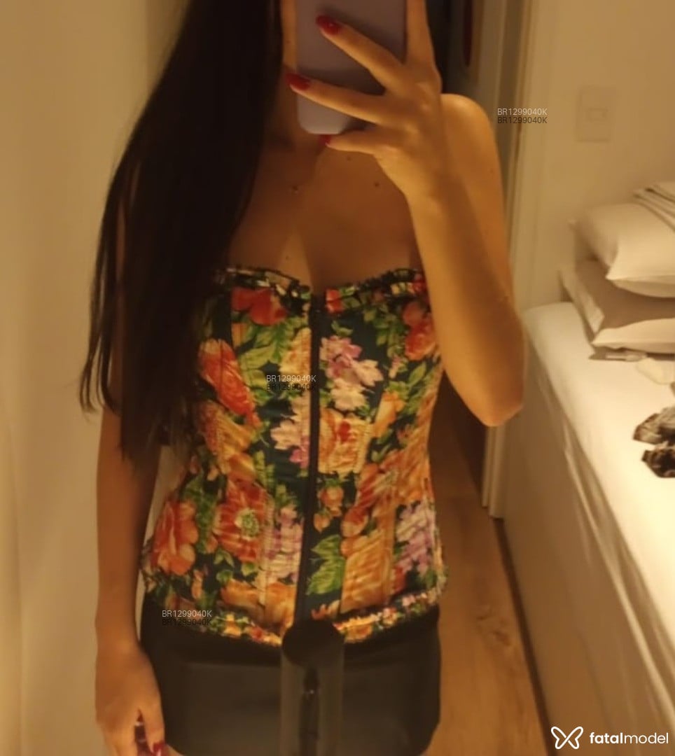 Acompanhante mulher morena (o) de olhos castanhos em Virtual - Alice Lima