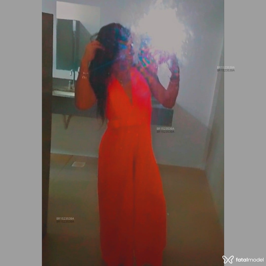 Acompanhante mulher trans com cabelo castanho de olhos castanhos em Picos Acompanhante mulher trans com cabelo castanho de olhos castanhos em Picos - Hayalla Cardoso