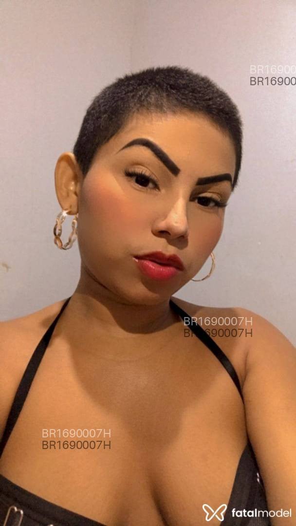 Acompanhante mulher com cabelo castanho de olhos castanhos em Itaituba - Bianca