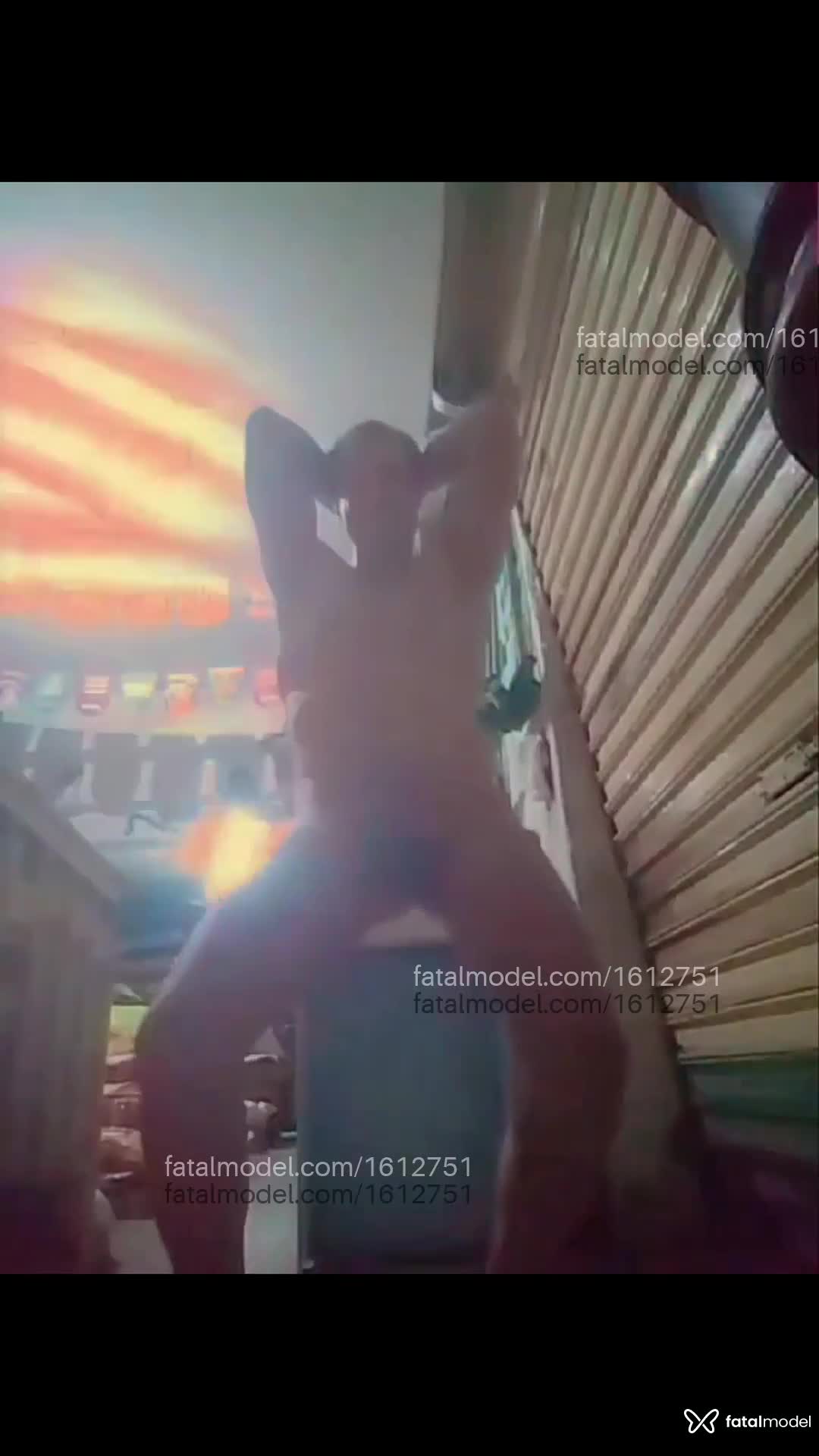 Acompanhante homem com cabelo castanho de olhos verdes em Poços de Caldas Acompanhante homem com cabelo castanho de olhos verdes em Poços de Caldas - LoboMal