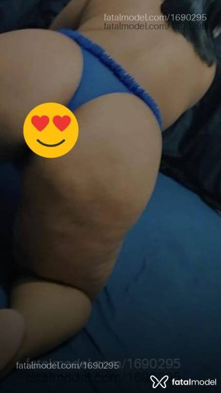 Acompanhante mulher morena (o) de olhos castanhos - Carol Santos