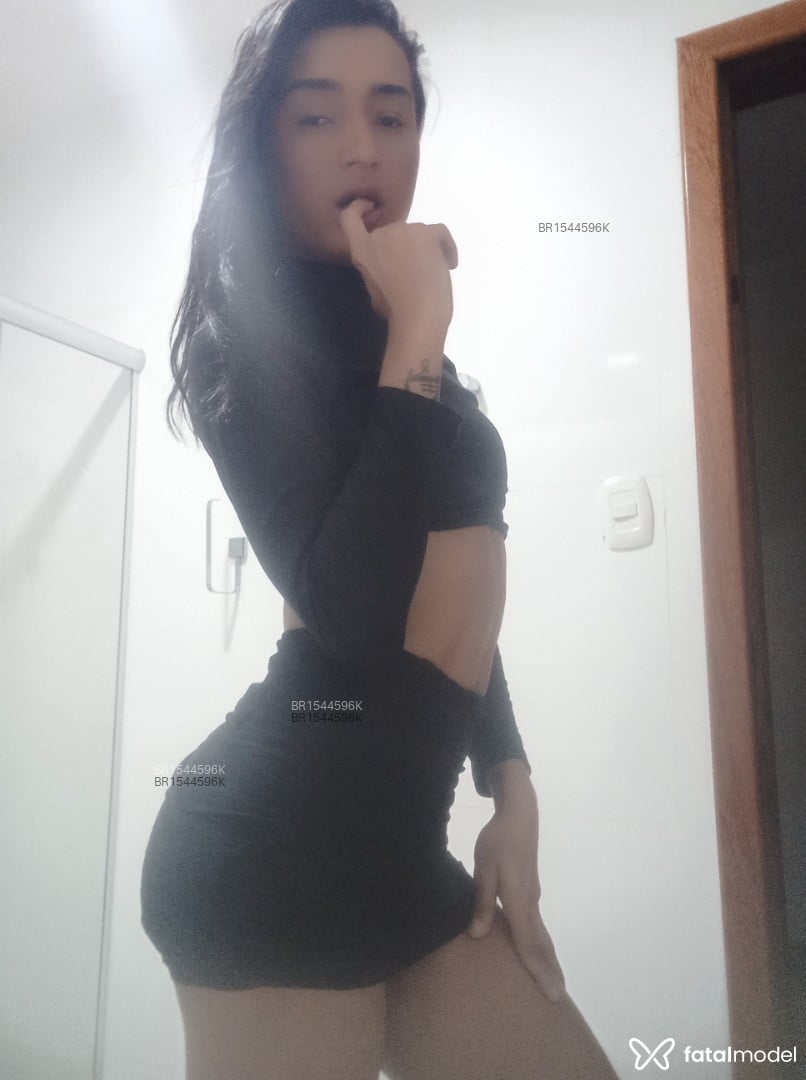 Acompanhante travesti morena (o) de olhos castanhos em Linhares - Karol
