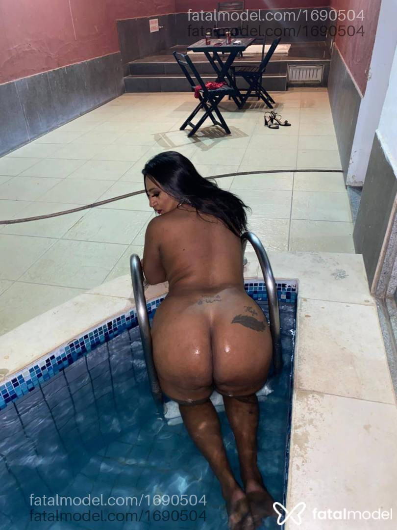 Acompanhante mulher trans morena (o) de olhos castanhos - Adryelle Sampaio Acompanhante mulher trans morena (o) de olhos castanhos - Adryelle Sampaio