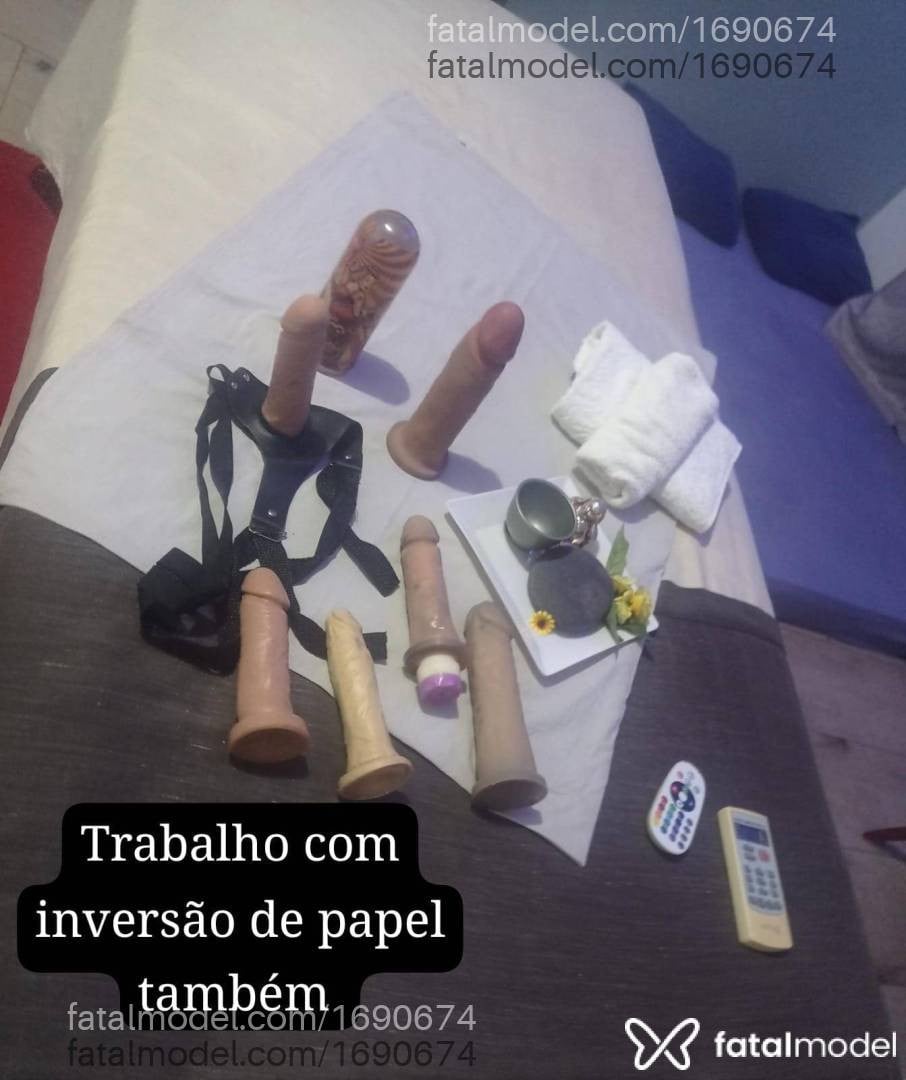 Acompanhante mulher loira (o) de olhos castanhos em Dourados - Gaby