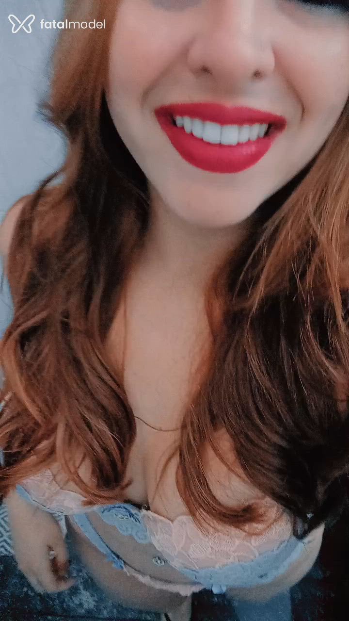 Acompanhante mulher com cabelo castanho de olhos castanhos - Natasha Acompanhante mulher com cabelo castanho de olhos castanhos - Natasha