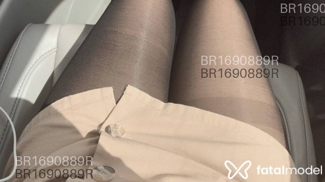 Acompanhante mulher trans com cabelo castanho de olhos castanhos em Joinville Acompanhante mulher trans com cabelo castanho de olhos castanhos em Joinville - Maria Eduarda