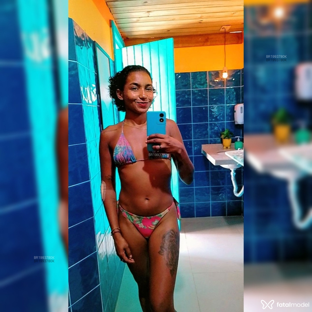 Acompanhante mulher morena (o) de olhos castanhos em Virtual Acompanhante mulher morena (o) de olhos castanhos em Virtual - Morena Eugênio